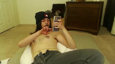 MyKeyBoy online show from January 2026 06:05:01 AM