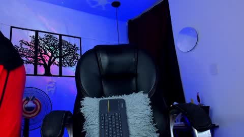 Snapshot of jmortton chatting on December 2024 11:58:01 PM IGJmortton online show from December 2024 11:58:01 PM