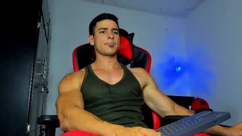 Snapshot of jmortton chatting on June 2026 12:42:01 AM IGJmortton online show from June 2026 12:42:01 AM