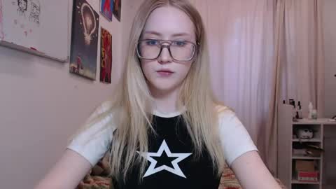 Snapshot of joan_kiss chatting on June 2026 02:50:02 PM joan_kiss online show from June 2026 02:50:02 PM