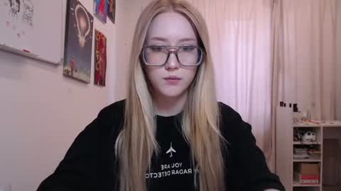 Snapshot of joan_kiss chatting on June 2026 11:48:02 AM joan_kiss online show from June 2026 11:48:02 AM