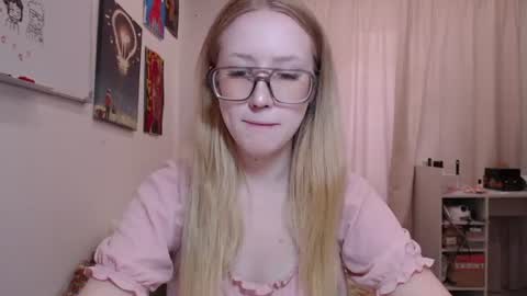 Snapshot of joan_kiss chatting on August 2026 02:48:02 PM joan_kiss online show from August 2026 02:48:02 PM