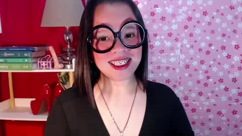 Joana online show from November 2025 08:19:01 PM