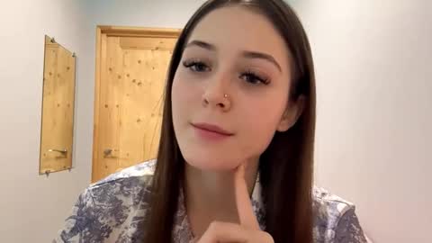 Adel online show from January 2026 07:16:02 PM