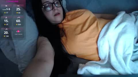 Jo online show from October 2025 01:14:01 AM