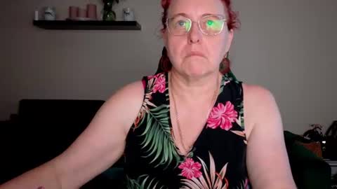Snapshot of joannaandneighbour chatting on June 2026 07:14:01 AM Joanna and Greg online show from June 2026 07:14:01 AM