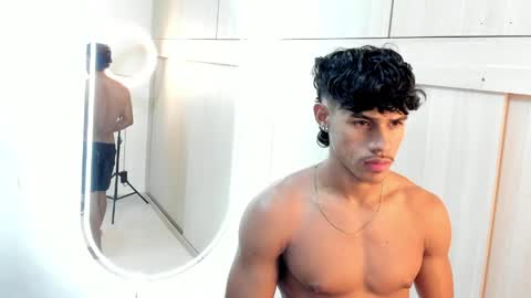 Snapshot of joao_da_silva19 chatting on May 2026 02:04:01 PM Joao Da Silva online show from May 2026 02:04:01 PM