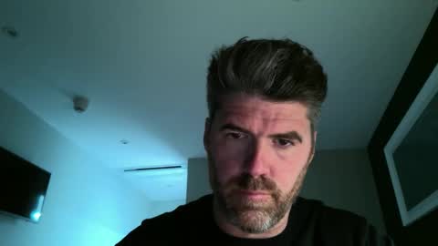 joaquinix123 online show from May 2026 09:09:01 PM
