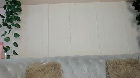 Jocy  online show from November 2025 12:07:01 PM