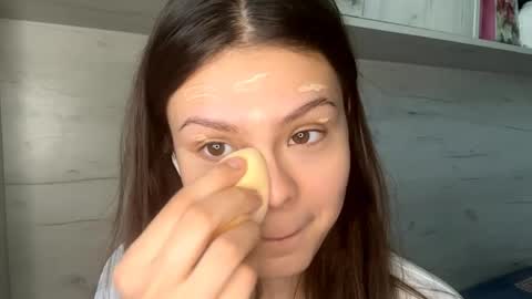 Mila online show from April 2026 09:48:02 AM