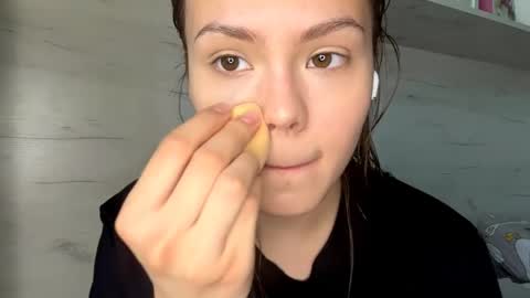 Mila online show from April 2026 10:02:01 AM