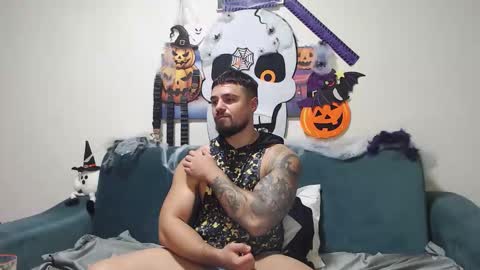 Tiberius online show from November 2025 09:14:01 PM