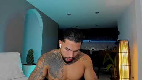 joe_esthetic online show from February 2025 11:57:01 PM