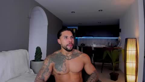 joe_esthetic online show from March 2025 09:22:01 PM