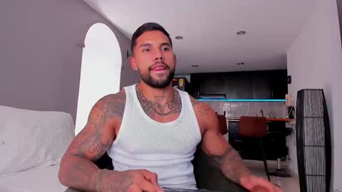 joe_esthetic online show from September 2025 09:16:02 PM