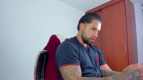 joe_esthetic online show from April 2026 02:39:01 AM