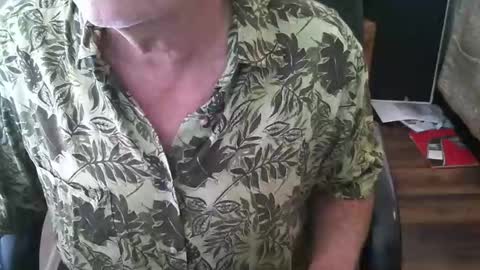 Snapshot of joe_os chatting on May 2026 06:03:01 PM Joe Os online show from May 2026 06:03:01 PM