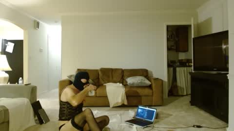 Snapshot of joepost321 chatting on September 2025 02:11:02 AM joepost321 online show from September 2025 02:11:02 AM