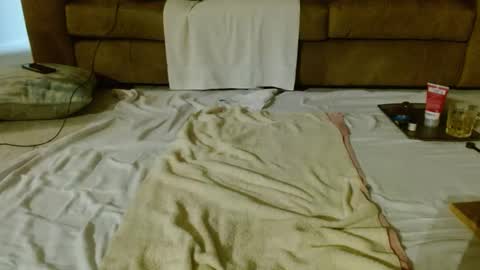 Snapshot of joepost321 chatting on October 2025 03:48:01 AM joepost321 online show from October 2025 03:48:01 AM