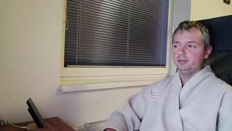 Snapshot of jogger1991 chatting on December 2024 08:09:01 PM Jogger1991 online show from December 2024 08:09:01 PM