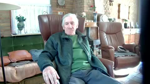 johan7 heet online show from December 2024 11:57:02 AM