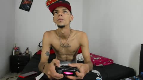 johan_and_antonella online show from January 2025 07:23:01 PM