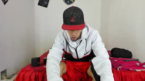 johan_and_antonella online show from February 2025 08:05:02 AM