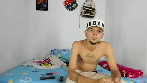 johan_and_antonella online show from December 2025 06:48:01 PM