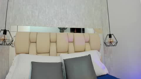 Johan  online show from October 2025 11:40:01 AM