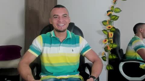 johan online show from November 2025 07:05:02 PM