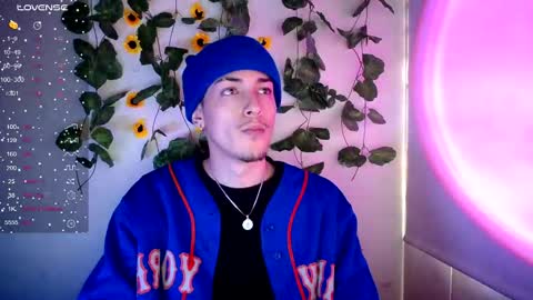 Snapshot of johan_parker222 chatting on September 2025 07:39:01 PM johan_parker222 online show from September 2025 07:39:01 PM