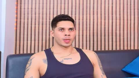 Snapshot of johan_speitzer chatting on February 2026 11:47:02 PM johan speitzer online show from February 2026 11:47:02 PM