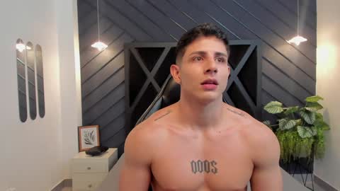 Johan Williams online show from December 2024 04:45:01 AM