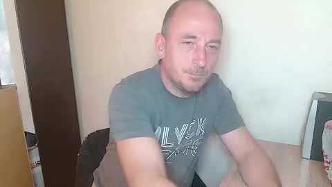 Snapshot of johanbarker chatting on March 2026 01:59:02 PM Johan online show from March 2026 01:59:02 PM