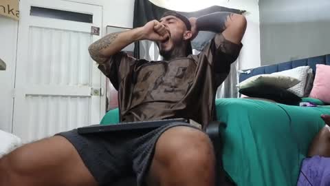 John  online show from January 2025 05:06:01 PM