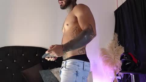 John  online show from November 2025 11:08:02 AM