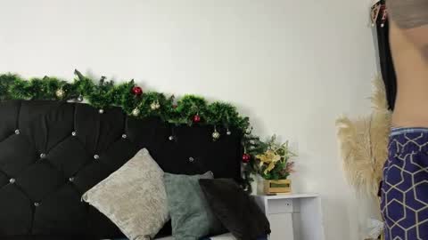 John  online show from November 2025 10:59:01 AM