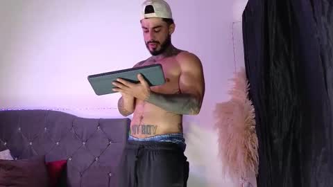 Snapshot of john_and_louis chatting on February 2026 12:06:02 PM John online show from February 2026 12:06:02 PM