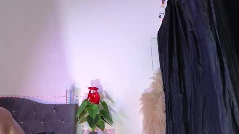 Snapshot of john_and_louis chatting on March 2026 12:11:01 PM John online show from March 2026 12:11:01 PM