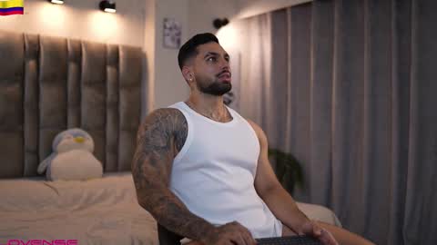 john online show from October 2025 10:14:02 PM