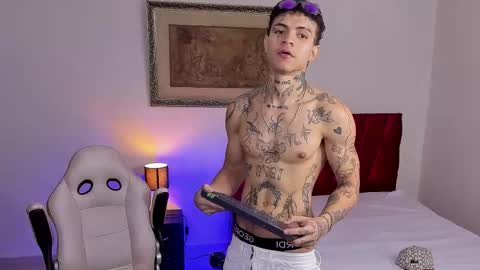 Snapshot of john_mystic chatting on February 2026 01:43:01 AM Jhon Mystic online show from February 2026 01:43:01 AM