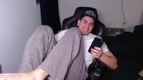 Snapshot of johnafterdark chatting on February 2026 01:24:01 AM JAXX online show from February 2026 01:24:01 AM
