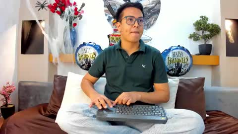 johnbelrose online show from November 2025 07:49:02 PM