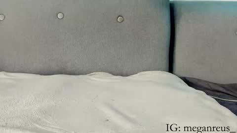 John carrie    Independent  Help me reach my goal 100 likes and 10000 followers  online show from February 2025 07:03:01 AM