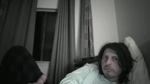 Snapshot of johnjohn90909 chatting on April 2026 01:05:02 AM johnjohn online show from April 2026 01:05:02 AM