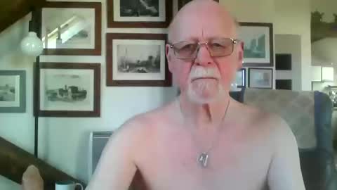 Snapshot of johnjuly1948 chatting on March 2026 10:11:01 AM johnjuly1948 online show from March 2026 10:11:01 AM