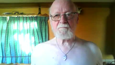 Snapshot of johnjuly1948 chatting on April 2026 08:13:01 AM johnjuly1948 online show from April 2026 08:13:01 AM