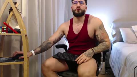 Snapshot of johnklleyn chatting on July 2026 07:40:02 PM john online show from July 2026 07:40:02 PM