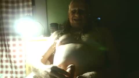 johnnieq1971 online show from April 2026 01:16:02 AM