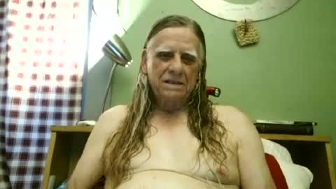 Snapshot of johnnieq1971 chatting on June 2026 12:50:01 AM johnnieq1971 online show from June 2026 12:50:01 AM